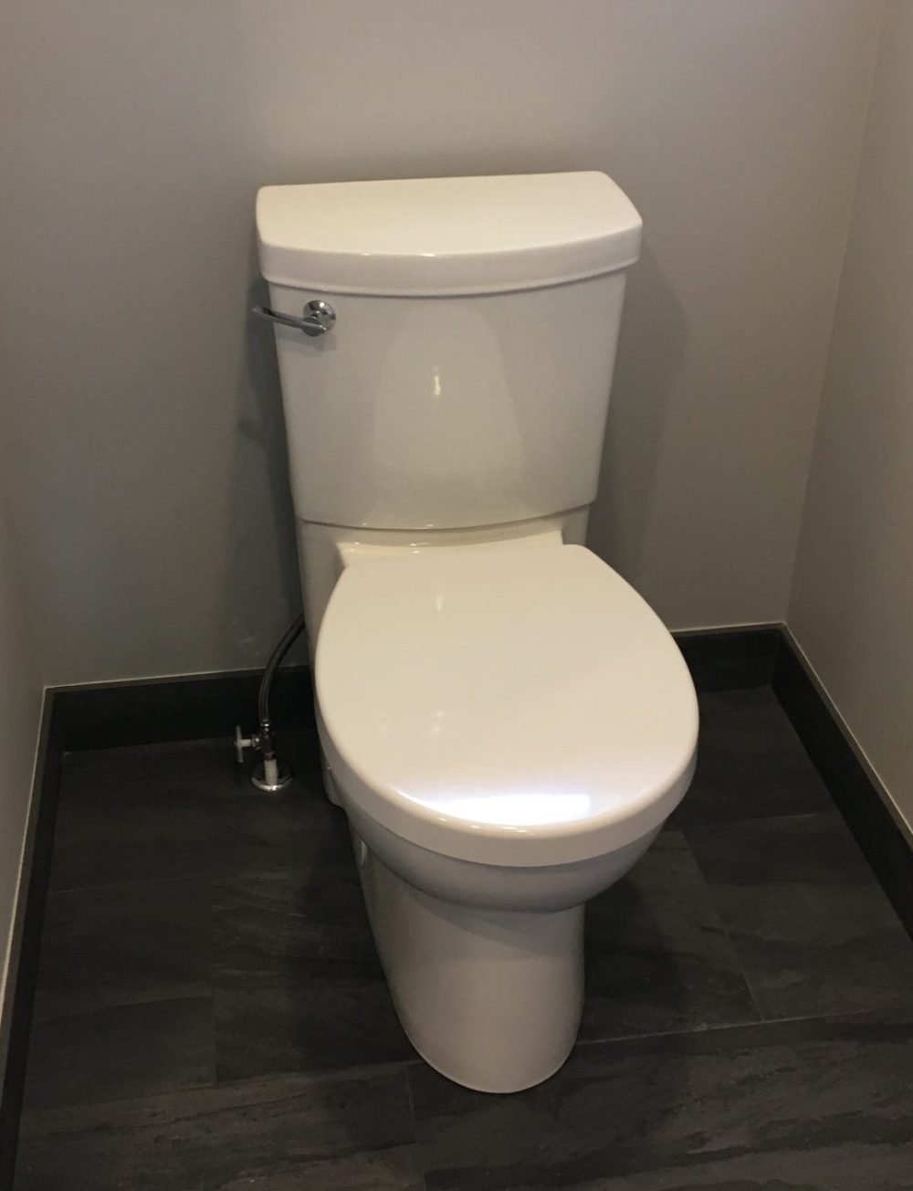 Two piece toilet